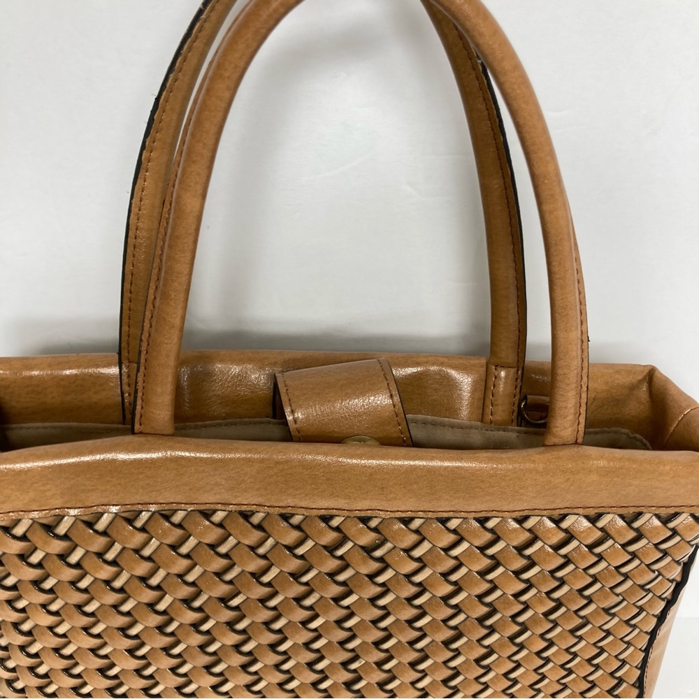Vintage Relic By Fossil Shoulder Bag Tan Woven Leather 11x8" - Picture 9 of 16